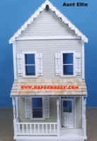 auntellie.JPG (109170 bytes)